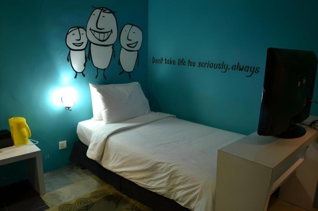 Hotel Zoom Boutique - Danga Bay 2*